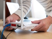  Nikada ne ostavljajte fabričku lozinku na ruteru: Evo kako komšije mogu drastično da vam obore brzinu neta