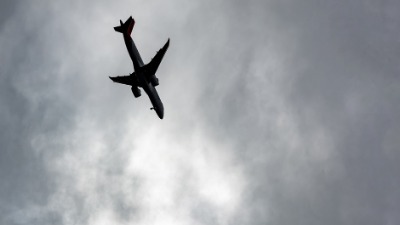 U Beograd posle 16 sati ČEKANJA: Pakao na podgoričkom aerodromu