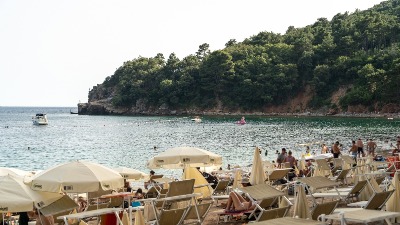 Na jednoj od najlepših plaža u Hrvatskoj ZABRANJENO KUPANJE