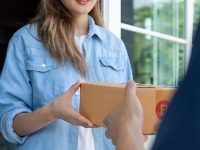 DAŽBINE NA SVE PAKETE Nova pravila Pošta Srbije za pošiljke iz inostranstva!