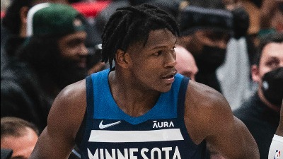 Šok za Minesotu: Edvards se povredio, nova nada za Denver