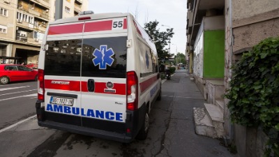 Tragedija na gradilištu u Višnjici: Radnik pao sa skele i preminuo