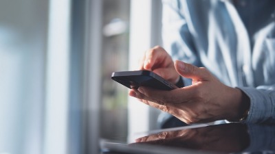 Budite oprezni! Ovo su znaci da neko PRISLUŠKUJE vaš telefon