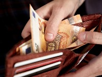 Decembar donosi čudo: 4 znaka pogađa takva sreća da više nikada neće brinuti o novcu