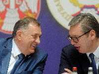 Dodik pričao o poseti Americi, Vučić pažljivo saslušao (FOTO)