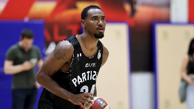 JOŠ JEDNA ŠANSA Ajzea Majk ostaje u Partizanu!