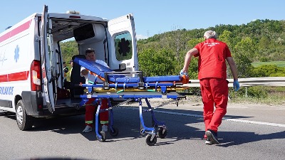 Lančani sudar i saobraćajka: Povređeno dvoje