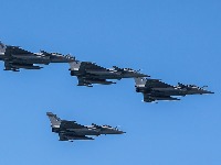 Reakcija na vest o obaranju tri indijska "rafala": Akcije kineskih kompanija rastu!