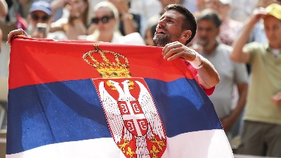 Englezi pišu: Novak pobegao jer je na udaru Vlade Srbije