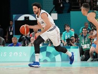 MOŽE DA BIRA: Micić odbio Hapoel i Fener!