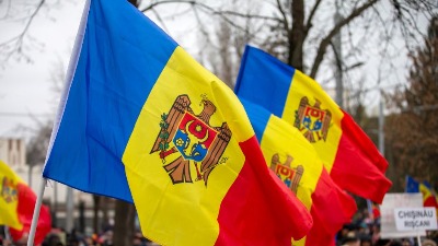 Poslanik umro nakon uboda ose