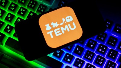 "I Temu pumpa": Bedževi i slogani sa protesta na popularnoj online prodavnici (VIDEO)