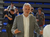 Ministar se nije dobro proveo: Zoran Gajić izviždan u Areni! (VIDEO)