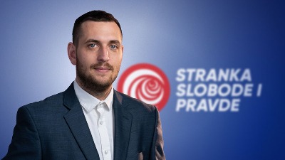 Jankulović: Formiranje "svenarodnog pokreta" očajnički pokušaj Vučića da se opere od SNS