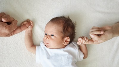 Mama objavila pravila ponašanja pred njenom bebom i napravila haos (FOTO)