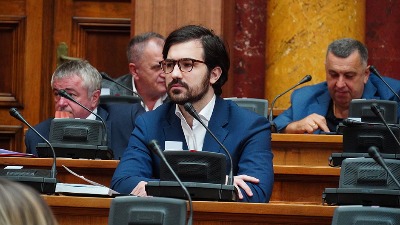 Slobin unuk disciplinovao Rističevića: Pokažite malo dostojanstva (VIDEO)