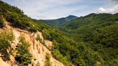 Mistično mesto na jugu Srbije za koje se vezuju brojne legende i gde nema živog sveta (FOTO)