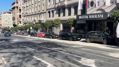 Gde su nestala parking mesta u Prizrenskoj? (FOTO)