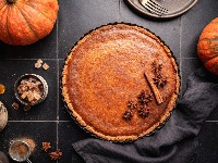 Jednostavni kolač s cimetom koji miriše na bakinu kuhinju - idealna jesenja poslastica 