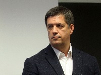 Miljuš poručio Staroviću: Ne tako davno je Draškovića zamenio Vučićem, a danas prati i komentariše podkaste Đilasa