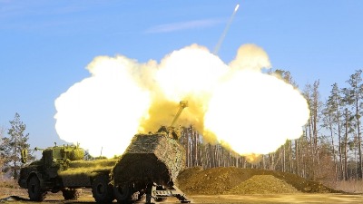 Tri osobe ubijene, tri ranjene u ruskom granatiranju Ukrajine (FOTO)