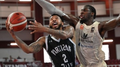 Partizan u finalu: Posle produžetka srušio Dertonu