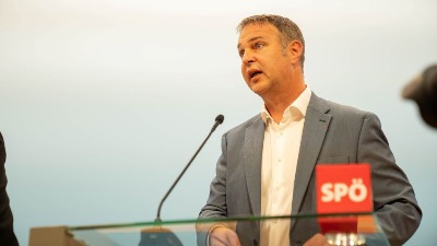 Andreas Babler: Politički sistem u Srbiji sve više karakterišu autoritarne tendencije