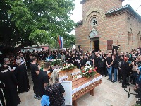 SRBIJA PAMTI Tri godine od masakra u Duboni i Malom Orašju: U krvavom piru ugašeno devet života