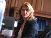 Pašić (SSP): Vlast nas udaljava od Evrope, EU institucije koristi za prikrivanje autokratije