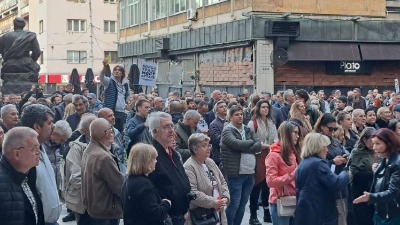 "Borba traje, most ostaje": Protest protiv demontaže Starog savskog mosta (FOTO, VIDEO)