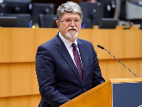 Picula: Ćacilend slika Vučićeve Srbije