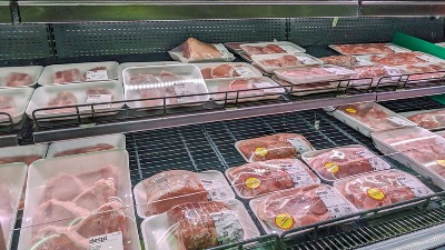 SRCE: Proizvodnja mesa i mleka na minimumu, a cene hrane više od evropskog nivoa