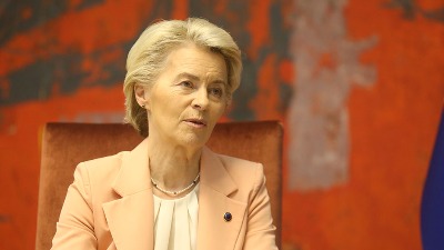 PREŽIVELA Ursula fon der Lajen ostaje na čelu EK