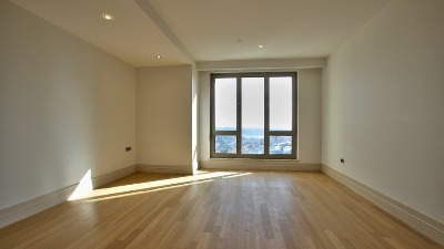 Stan od 400€ mesečno, ako preživite kupatilo, spavaću nećete (FOTO)