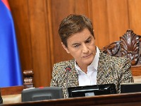 Brnabićeva napala rektora Đokića: On ne razmišlja svojom glavom, samo je oruđe