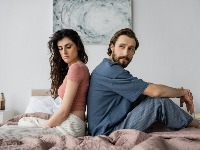 Novi seksualni trend koji RAZARA VEZE - terapeutkinja upozorava na opasnost