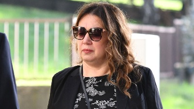 Viši sud produžio meru zabrane komuniciranja Miljani Kecmanović sa sinom