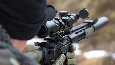 Vučić: U BG su dvojica snajperista, službe ne mogu da in nađu