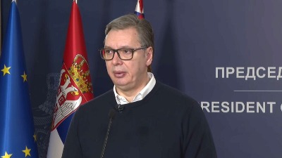 Vučić zatražio savetodavni referendum o svojoj smeni