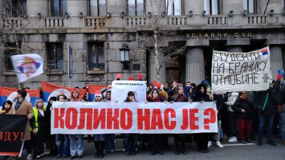 Ispred Ustavnog suda predstavljeni slučajevi kršenja Ustava: Svetski mediji uživo prenosili veliki studentski protest (FOTO, VIDEO)