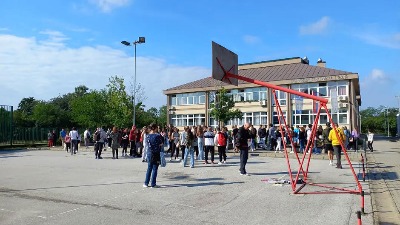 Ova gimnazija se ne slaže sa sindikatima: Svi profesori za OBUSTAVU RADA