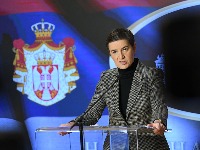 "Lažna predsednica Skupštine Brnabić da odgovori na tri pitanja"