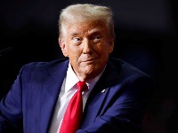 Tramp izgubio živce pred kamerama: "Ј**i se!" (VIDEO)