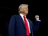 Tramp kaže da su SAD pokrenule "moćne i smrtonosne" napade na mete ISIS u Nigeriji