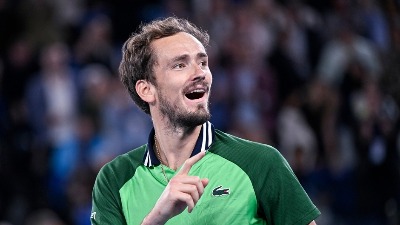 Novi šok iz Šangaja: Ispao i Medvedev