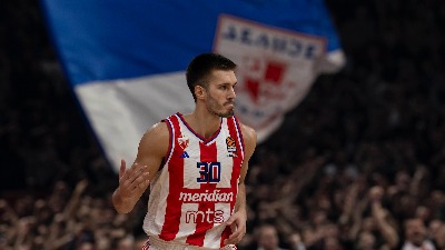 Umalo haos u Areni: Grobari se zaleteli na Petruševa nakon što im je odgovorio na prozivke