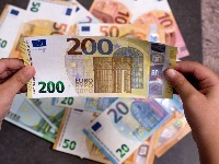 Od 20. februara kreće finansijski cunami: Zvezde crtaju put do bogatstva za 2 ZNAKA