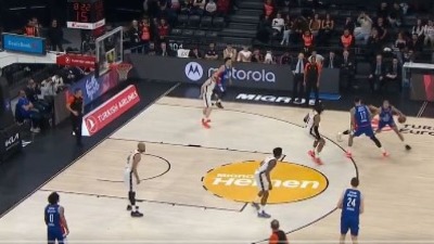 Katastrofa Olimpije: Efes rešetao BEZ MILOSTI (VIDEO)