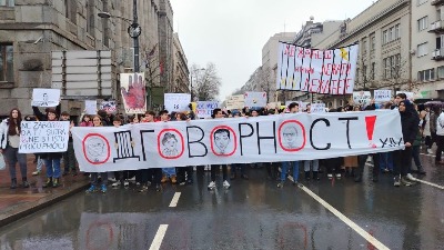 Surova realnost: Scena sa protesta koja baš boli (FOTO)