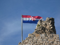 Napadnuti putnici iz Srbije kod Plitvičkih jezera: Vređali na nacionalnoj osnovi, pa fizički nasrnuli